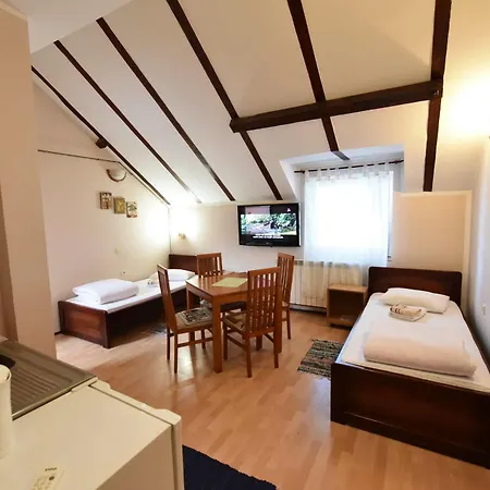 Отель Prenociste Stojic 3*
